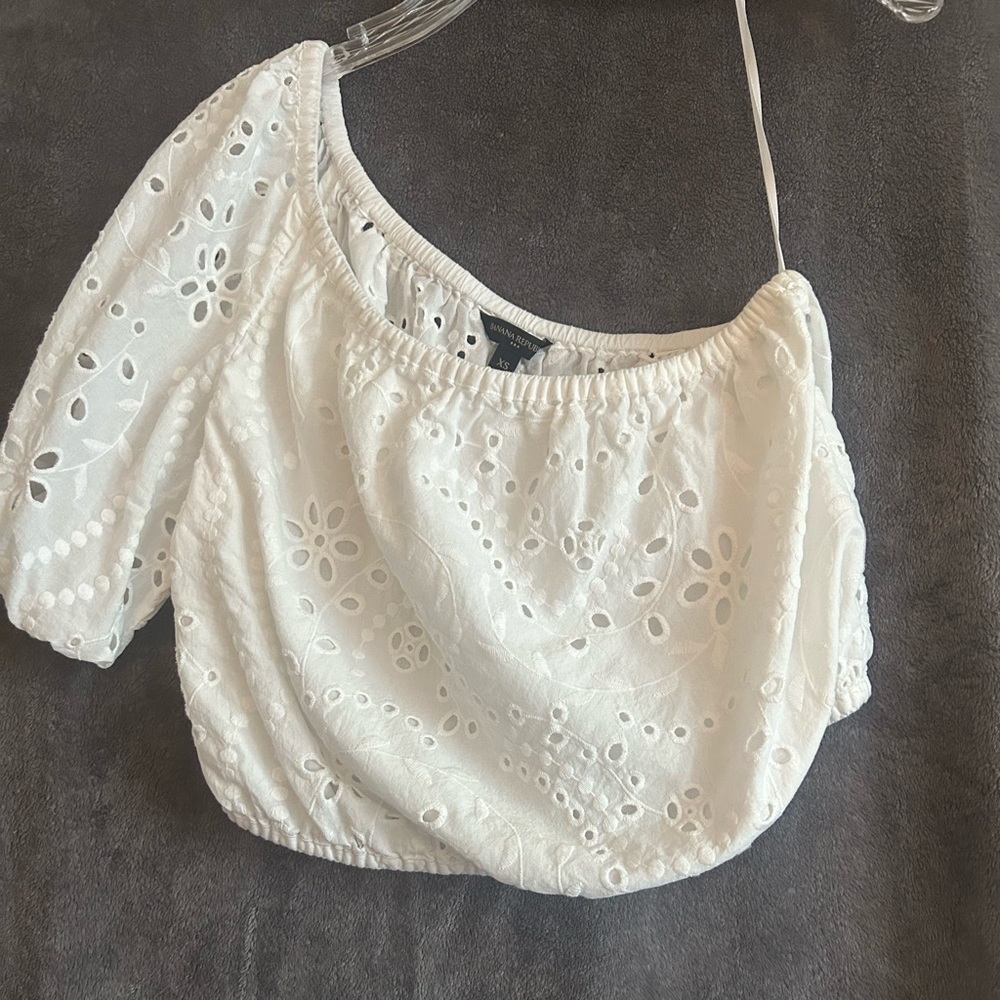 Banana Republic XS cropped eyelet one shoulder - runs large - fits like SM